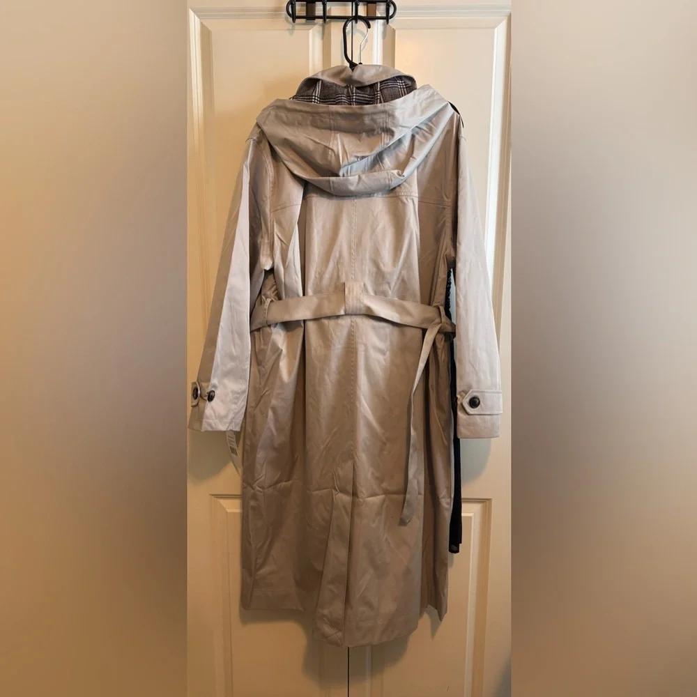 Bernardo “Ash” Trench Coat - Picture 3 of 8